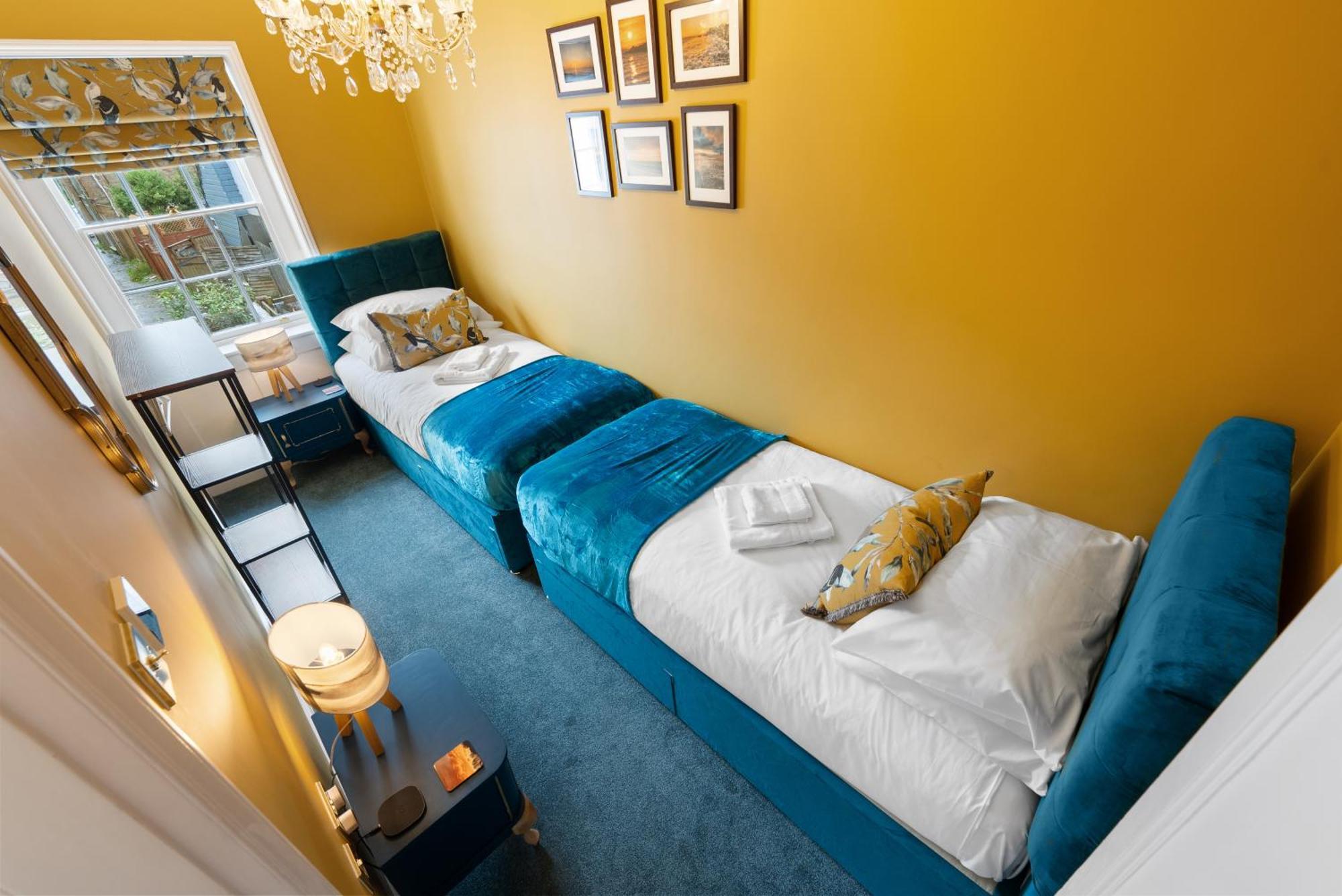 Luxury Georgian Home, Hot Tub, Sea View, Private Garden, Sleeps 6 Bognor Regis Buitenkant foto